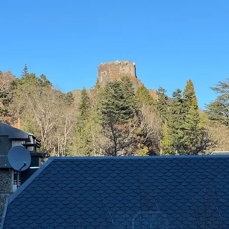 Neuf Calme, Centre Village, Vue Chateau * Murol